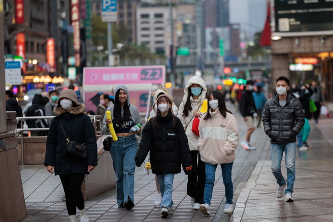 中央氣象署發布13縣市低溫特報，今晚至明日6縣市有持續10度以下低溫發生的機率。（資料照）