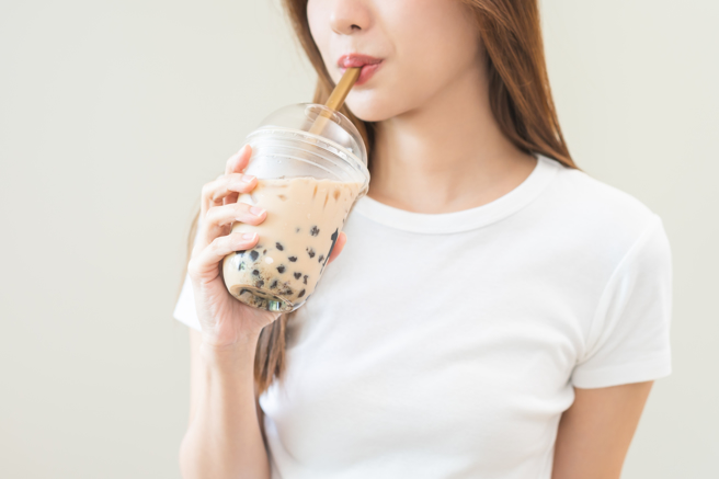 含糖饮料每年催生330万糖尿病及心臟病患者。（示意图:shutterstock/达志） 