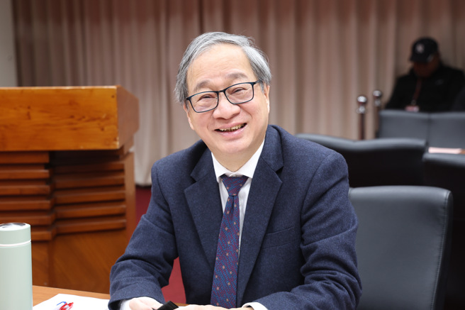 文化部长李远9日出席立法院教育及文化委员会继续审查「不义遗址保存条例草案」。（邓博仁摄）