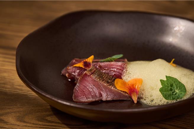 LONGTAIL鲣鱼、芹、 XO酱。（LONGTAIL提供）