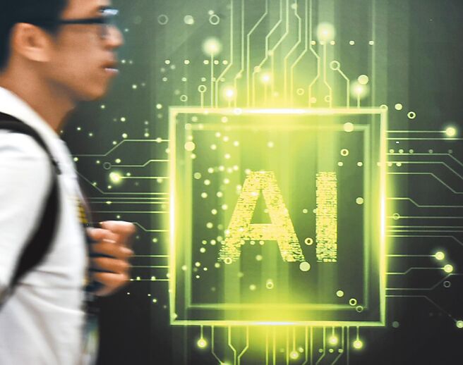 为加速数位升级，银行均强调今年将扩编数位科技团队。图／美联社