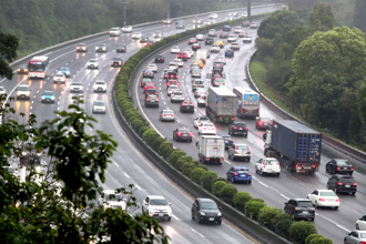 连假前3天先跑 除夕不塞车 高公局预估最塞日