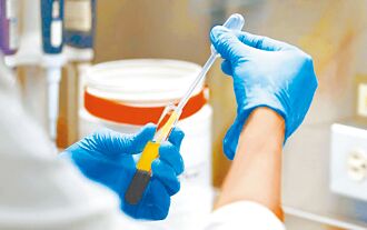 高端腸病毒疫苗 插旗東協