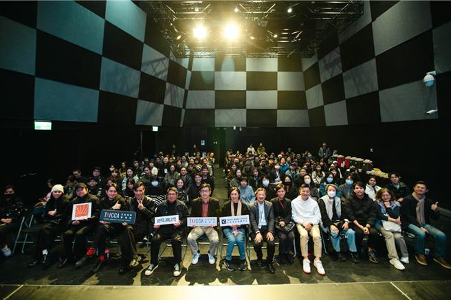 文化内容策进院与台北、高雄流行音乐中心合作举行「音乐产业跨圈交流小聚」，活动以科技应用连结音乐产业创作及展演为核心探讨。（文化内容策进院提供）