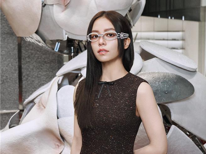 宋芸桦担心洛杉矶野火，透露有一块野火区域离家非常近。（GENTLE MONSTER提供）