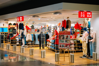 UNIQLO下殺5折！羽絨外套便宜1200元 大衣砍2500