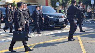 魚夫告別式受頒褒揚令  賴清德：首位敢畫國家元首的政治漫畫家