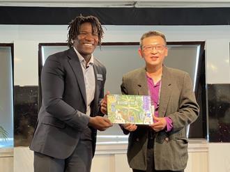 「望僕號」倒數離港！高市圖贈書百冊讓閱讀跨越國界