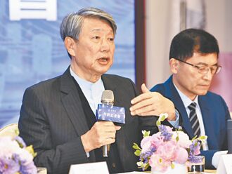 經長首秀倡談 惜缺實績牛肉