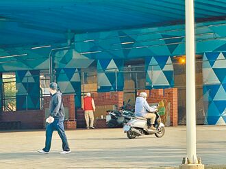 高雄 機車頻闖綠園道 警嚴抓違規