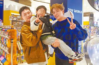 蕭秉治當1日保母 被5歲娃整到虛脫