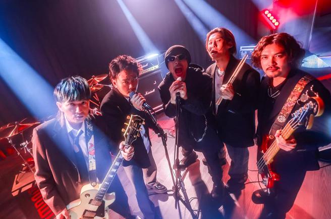 黄明志的新歌邀请灭火器合作。（亚洲通文创提供）