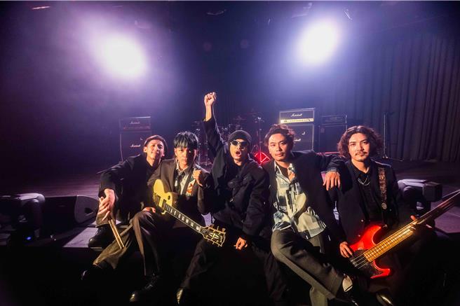 黄明志的新歌邀请灭火器合作。（亚洲通文创提供）