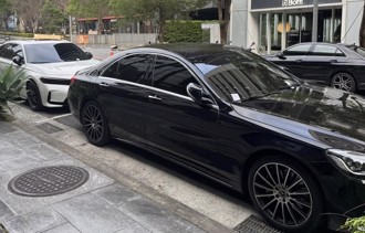 路边停车收「缴费单＋罚单」驾驶见原因气炸！警：无法撤销