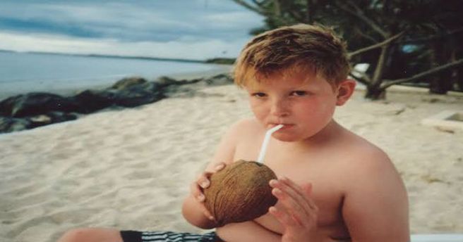 前童星罗里赛克斯死于洛杉矶野火。（图／翻摄自罗里赛克斯官网）
