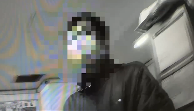 警方到场查处。（图 / 刘咏韵翻摄）