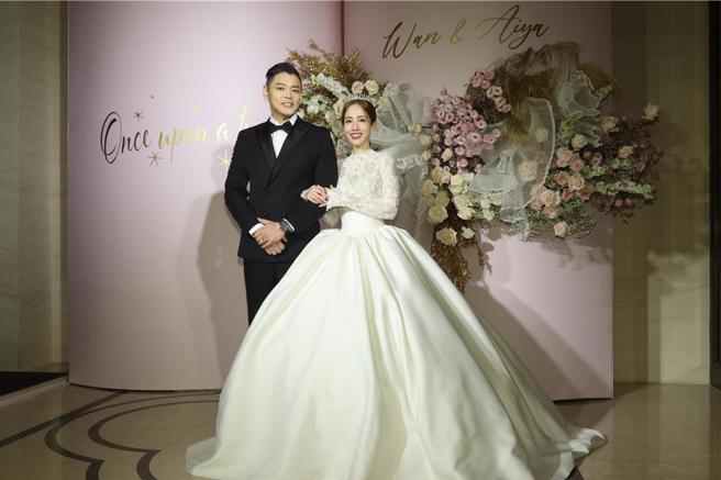 爱雅去年年底才完成婚礼。（图／池宗玲摄）