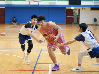 U19籃球聯盟》因為補習比賽遲到 龍門「三冠王」要幫哥哥實現籃球夢