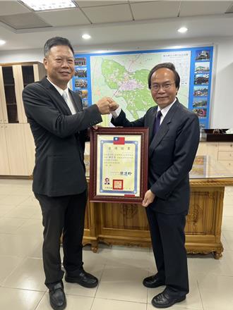 彰化員林市長辭世 縣府指派前民政處長賴致富代理