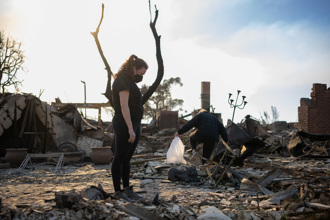 发灾难财！ 洛杉矶上万房被烧毁 租金坐地喊涨77％