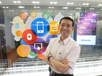 人│物│側│寫－毛穎文攻讀EMBA精進管理 用數字說話