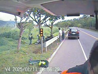 花蓮 婦騎車撞樹亡 警揪肇逃真凶