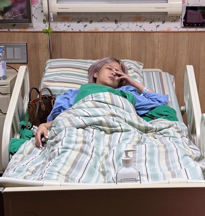 李明珊去年开刀摘除胆囊。（经纪人提供）