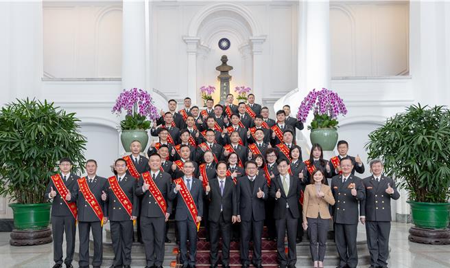 赖清德总统13日接见「113年凤凰奖楷模得奖人」(总统府提供)