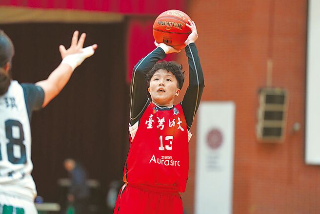 台灣師大林佳蓉12日貢獻25分，助隊確定晉級6強。（大專體總提供）