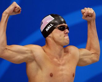 美國游泳巨人10面獎牌被野火燒光 國際奧會主席承諾補發
