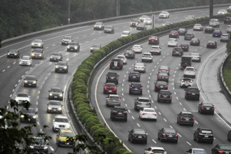 新竹到宜蘭塞車4小時！他求救「上廁所怎麼省時間？」 老司機曝3招