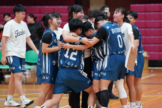 UBA》都過生日 佛光教頭落敗度過 美和蔡家雙胞胎奪勝晉6強慶祝