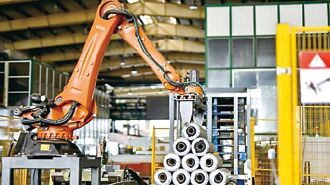 工具機業看2025 喜憂參半