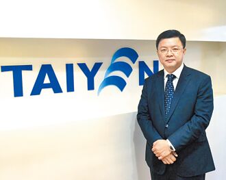 台綠案未偵結 陳啟昱延押2月