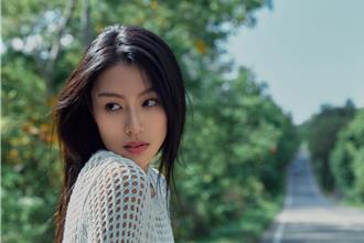 最美星二代竟是名校学霸 游鸿明女儿游宇潼宣布出道