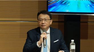 談川普上任影響 宏碁陳俊聖：供應鏈在地化是趨勢