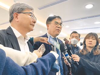 旅宿備品要價百元 彭啓明：不干預