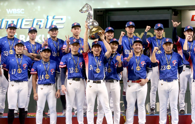 中华队夺下12强棒球赛冠军，未来有望登上500元钞票。（图／报系资料照）