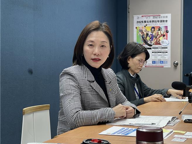 北市财政局税捐处为预防不动产诈骗，推出全国首创「税籍异动即时通」，财政局长胡晓岚表示，已向中央建议，希望可以普及全国，让民眾受益。（张珈瑄摄）