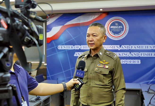 大陸演員王星原本計畫從泰國前往第三國參加拍攝工作，但卻被詐騙集團誘騙至緬甸。圖為泰國國家警察總署督察長塔查猜。（新華社）