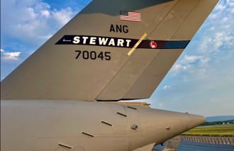 美軍C-17運輸機加裝微翼片 油耗可降低約百分之一