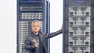 輝達急了 CPO交換器3月亮劍