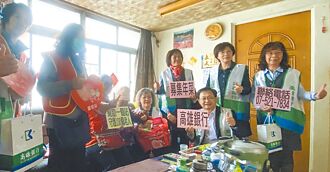 高雄銀做慈善 助孤老過好年