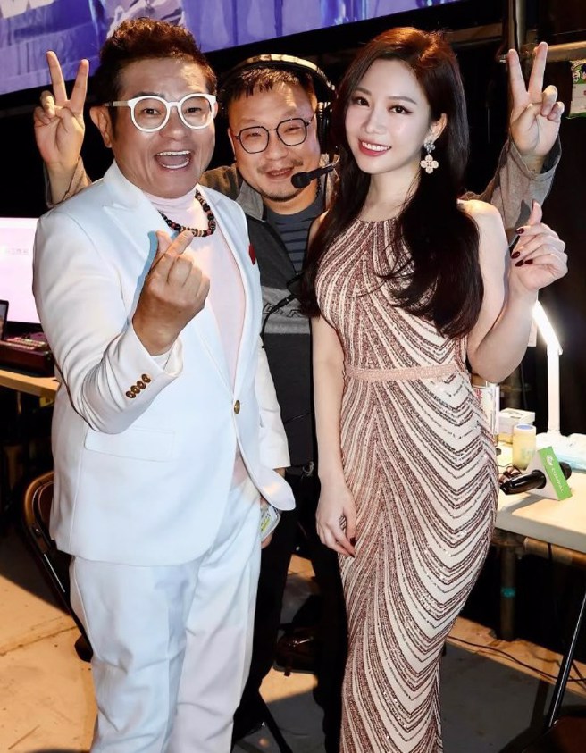 蔡尚桦大讚许效舜主持功力惊人，而且相当有舞蹈细胞。（图／gladys.tsai  Instagram）