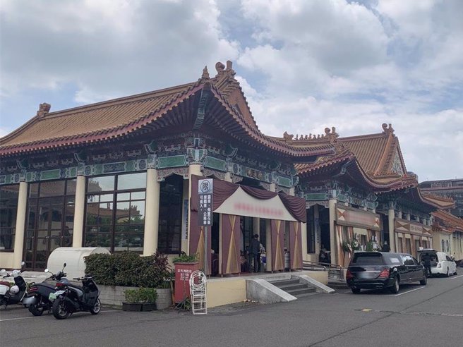 千人连署支持板殡扩建？周胜考批市府欺骗：有五股三重居民。（王扬杰摄）