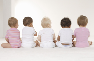 女子男伴多突懷孕 「生下來是混血兒」12年後才告知生父身分