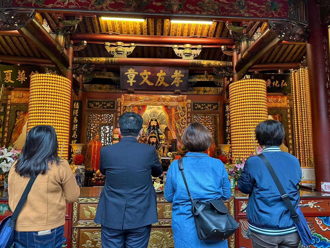 學測拜「文昌帝君」流程曝 命理師：碰3物會壞考運