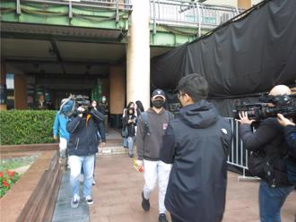 林昱珉今光榮退伍！5點出營區 愛與同袍聊天每天自主投球2小時