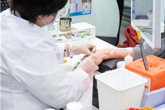 基因定序助抗癌 73歲攝護腺癌患者病情大改善