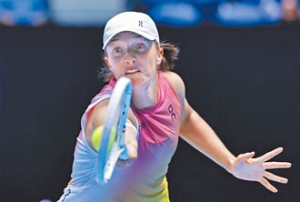 澳网》思薇雅蒂赏贝果 拉杜卡努将接招